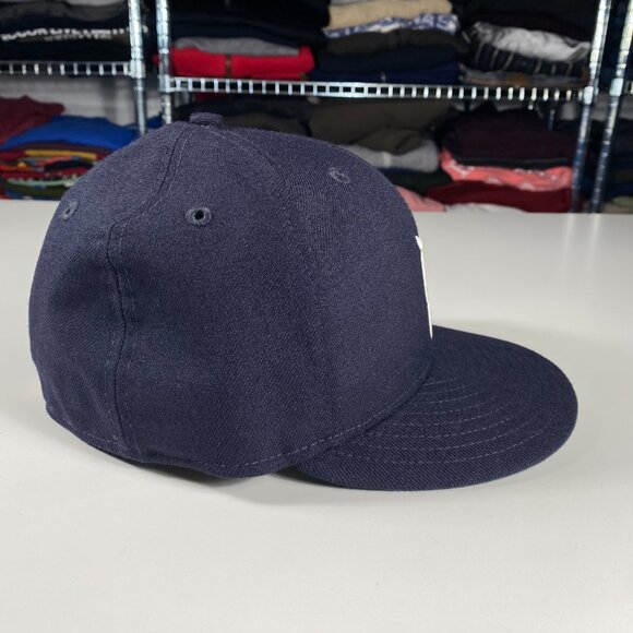 Fear of God ESSENTIALS New Era 59Fifty "New York Yankees" Fitted Hat size 7 - Picture 4 of 6